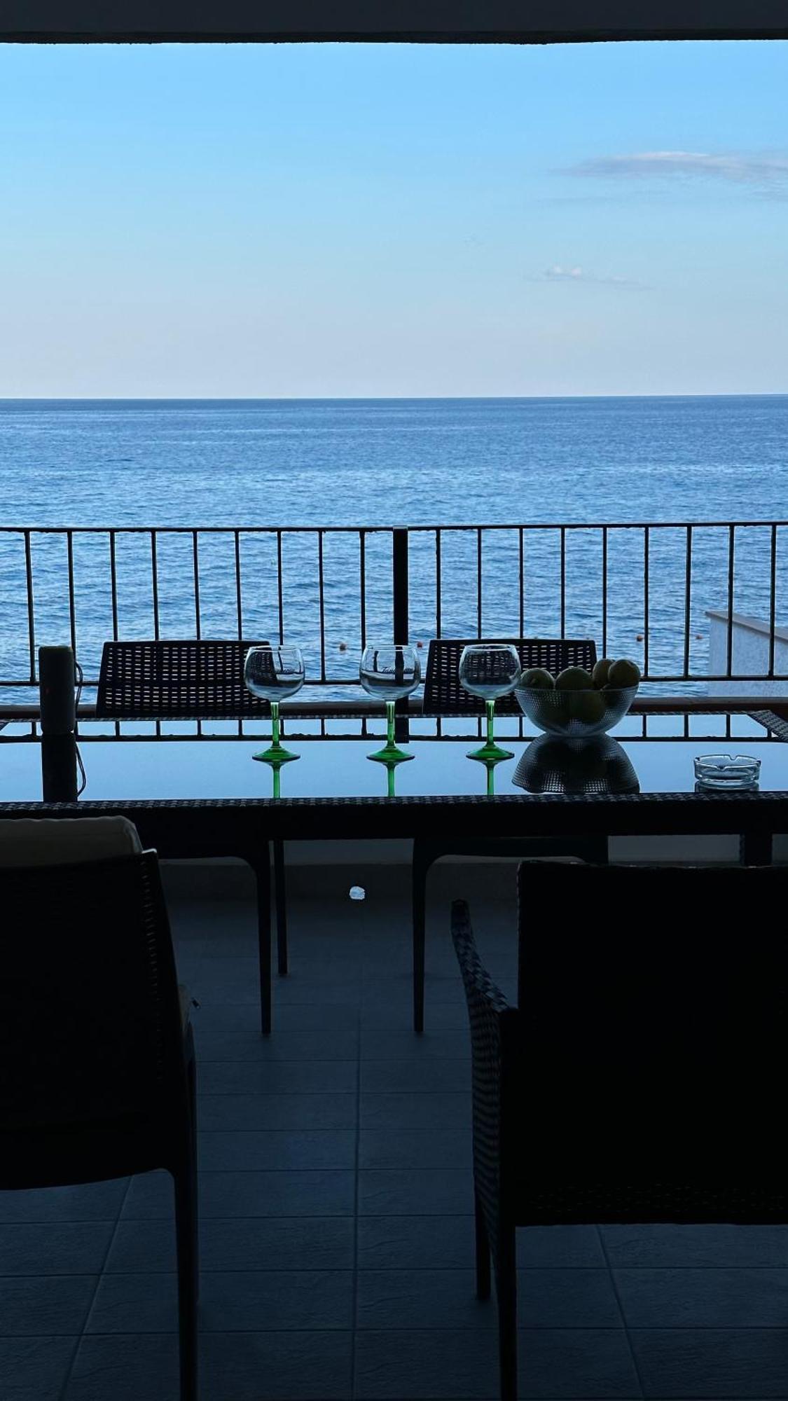 Casa Paloma Apartment Letojanni Bagian luar foto