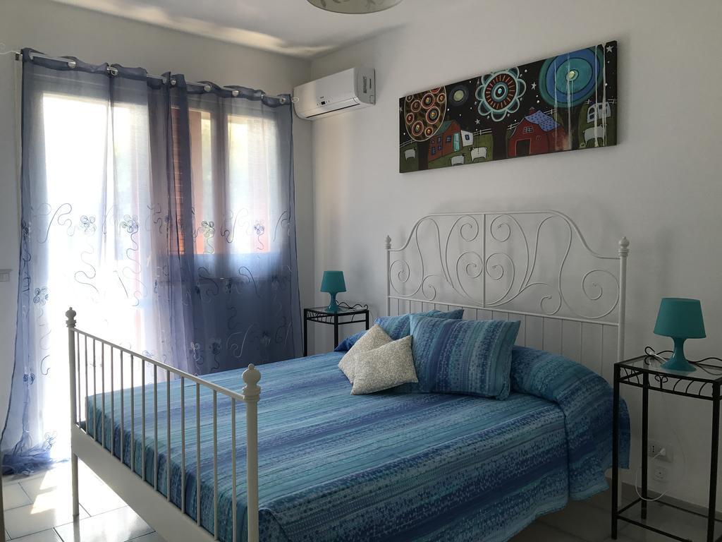 Casa Paloma Apartment Letojanni Bagian luar foto